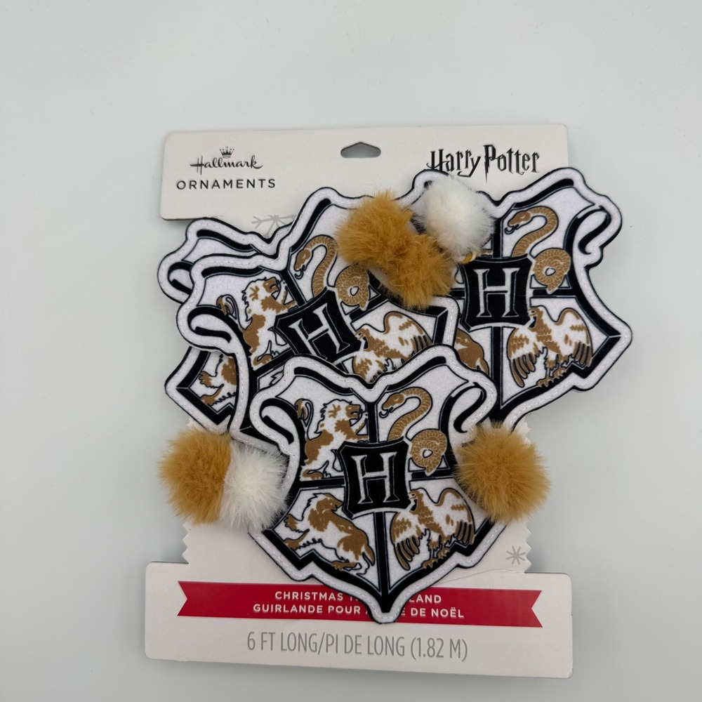 Hallmark Harry Potter Hogwarts Crest Christmas Tree Garland 6FT Gold White